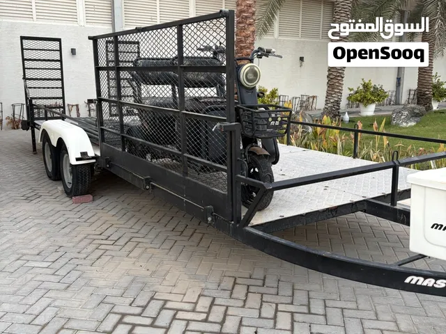 قلص للبيع للسيارات و المركبات حجم 7متر نضيف جداً