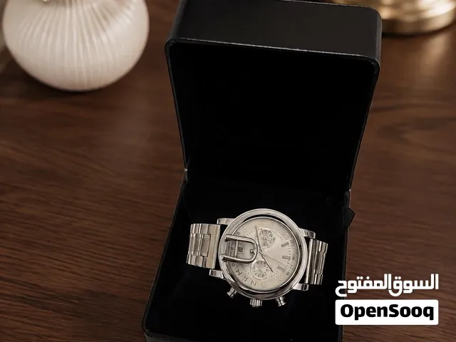 ساعه ايجنر الوصف