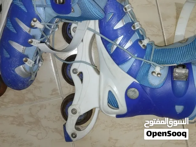 سكيت اربع عجلات للبيع
