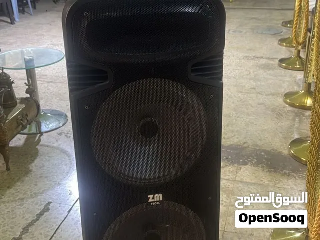 تاجير مستلزمات حفلات  كراسي /دي جي / ديكورات/ اضاءة/طاولات/ ورد / بلالين