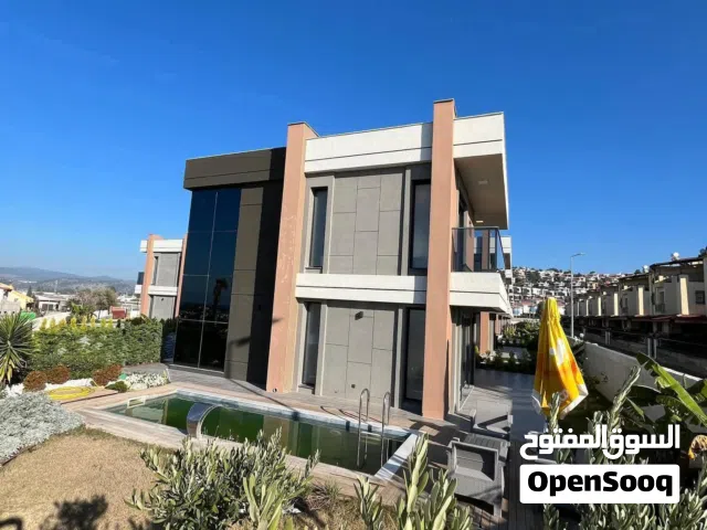 4+1 villa for sale in Kuşadası.