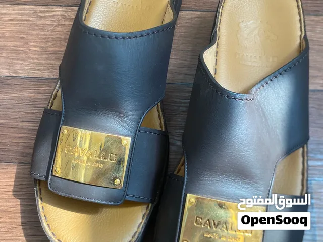 نعال كافالو.للبيع او البدل