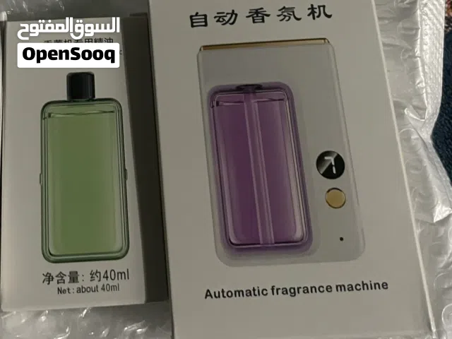 عطر  ناشر الزيوت الأساسية رائحة حلوة ومنعشة. و الأوتوماتيكي الأبيض - 7 أوضاع عمل
