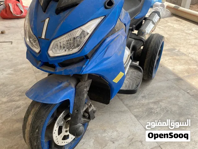 دراجه أطفال البيع  و بيه مجال الطيبين