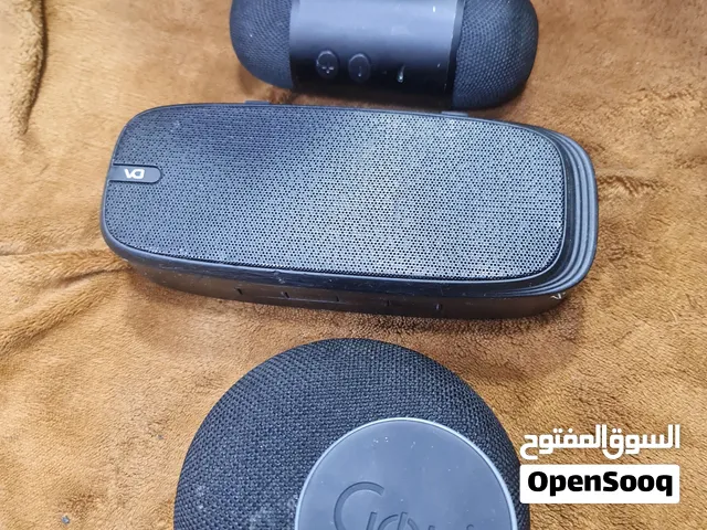 سبيكرات سماعت صوت عدد 3 ماركات ممتازه نظاف وبحاله جيده صوت نقي وعالي