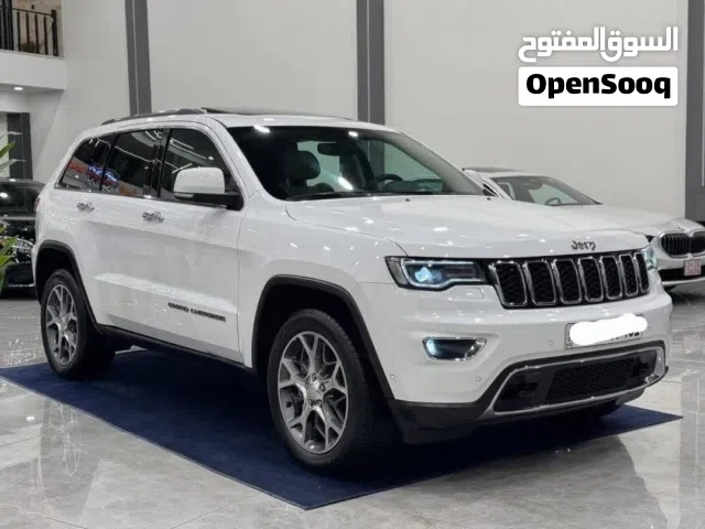 2019 جيب جراند شيروكى Laredo