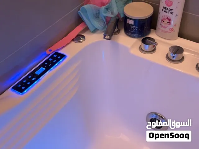 جاكوزي نظيف