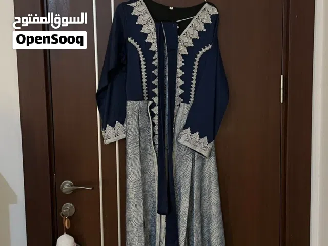 فستان للبيع فقط