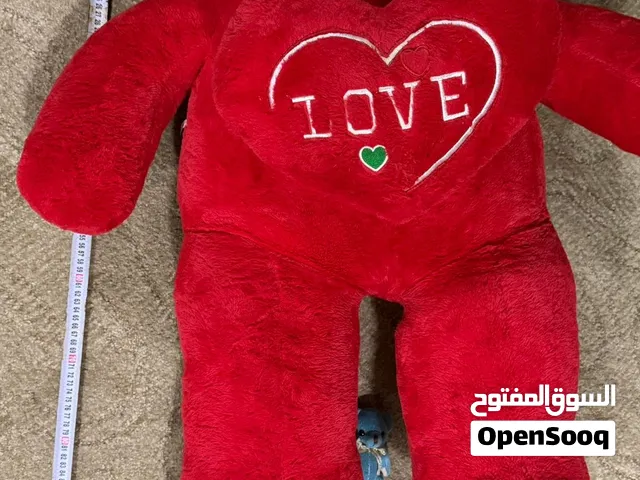 دب لون احمر طول متر متوفر خدمه توصيل