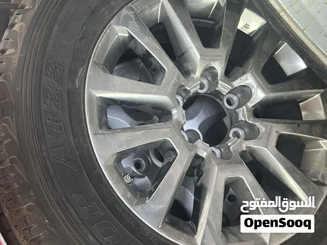 رنج برادوا 2019 مع تاير دنلوب غير مستخدم
