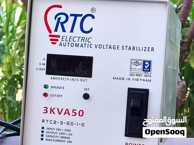 منظم كهرباء RTC فيتنامي أصلي 3KVA لفة نحاس – شبه جديد بالباكو يرفع وينظم الكهرباء من 50 الي 220 فولت
