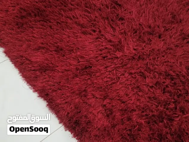 سجادة ماروني ماركة من دانوب هوم قياسها 160×223 وسجادة رصاصي واحمر واسود قياسها 350×245