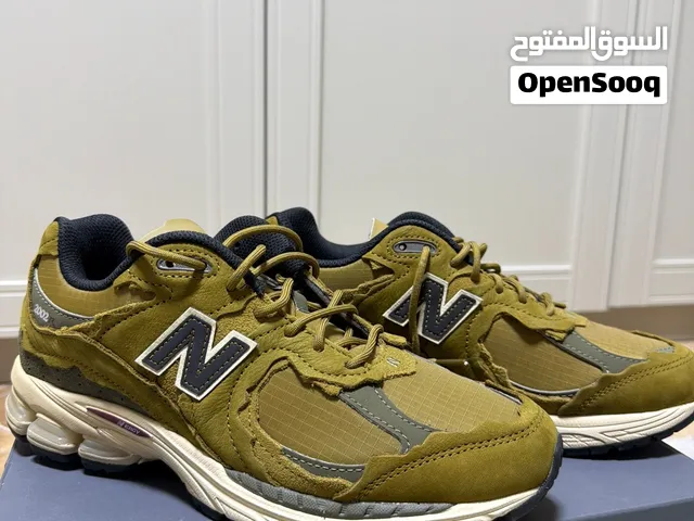 Newbalance 2002R
