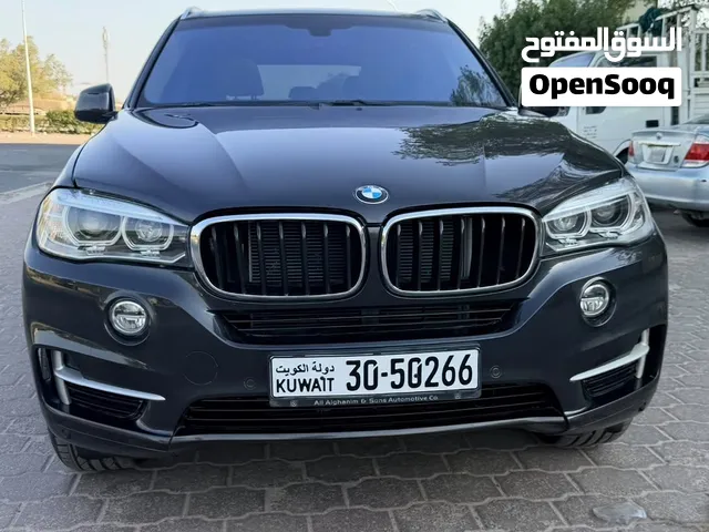 bmw  x5  2015 اعلى درجه بالمواصفات بانوراما سيرفيس منتظم حتي الآن 150km