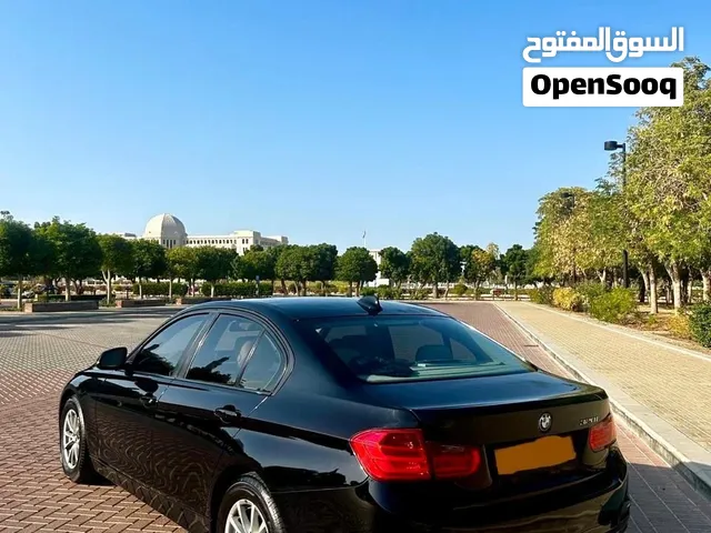 بي ام دبليو 320 موديل 2012