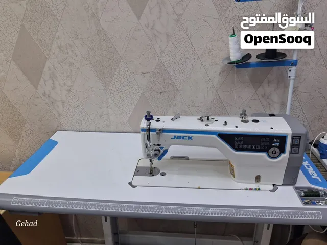 ما كينه خياطه حديثه للبيع