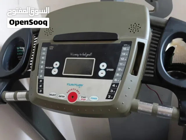 ماكنة سير رياضية