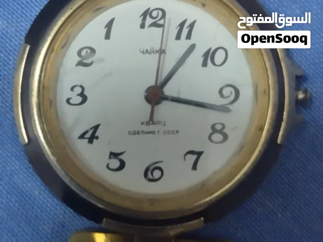 ساعه اصليه قديمه نادره العقارب بالمقلوب شغاله كاالجديده  من النوادر