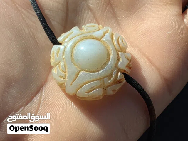 حجر عقيق قلادة