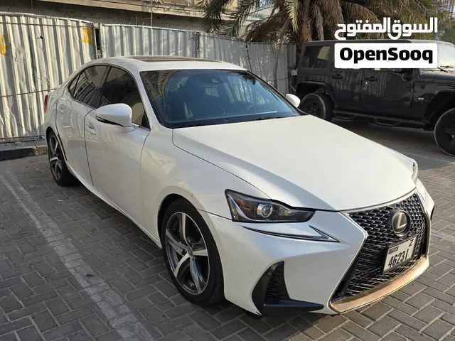 Lexus IS 200t 2017 American Specs
