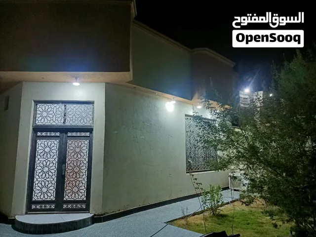 بيا طابق واحد تنومه الصالحيه عدد الغرف 2 صاله مطبخ حديقه استقبال حمامات 4 مخزن