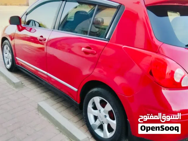 2011 نيسان فيرسا S