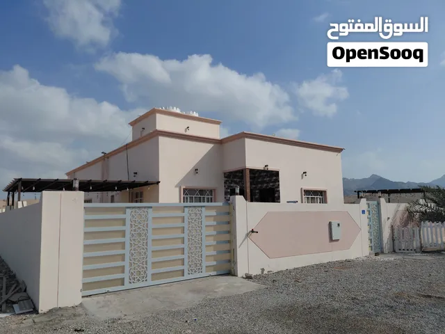 منزل للبيع العامرات مدنية نهضة مربع 14/1