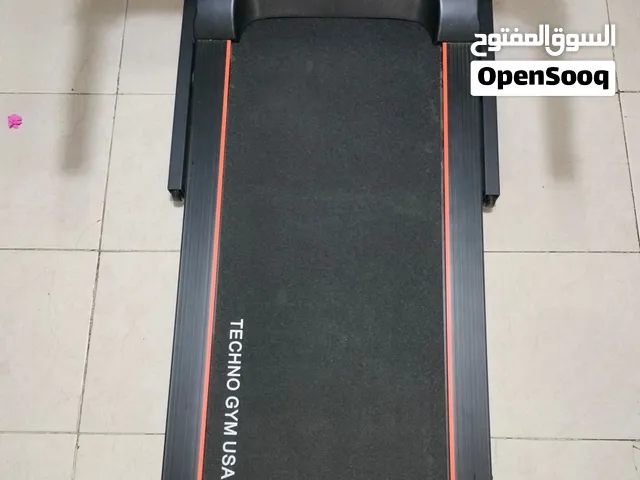 مشاية كهربائية Techno Gym USA 140k– كسر زيرو