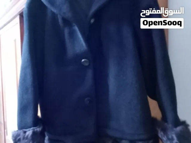 الجاكت الاسود سعره/ 800 الجاكت الزيتي سعره/ 600