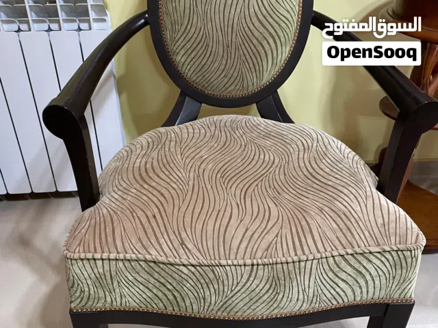 2 كراسي صالون بحالةجيدة جدا