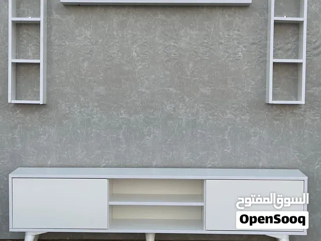 الاسم: ميز تلفزيون عصري مع ارفف تركي  الوصف: وحدة تلفزيون عصرية بتصميم أنيق تجمع بين الخشب الطبيعي