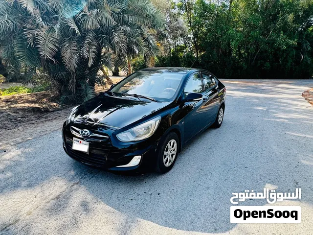 Hyundai Accent Black 2013