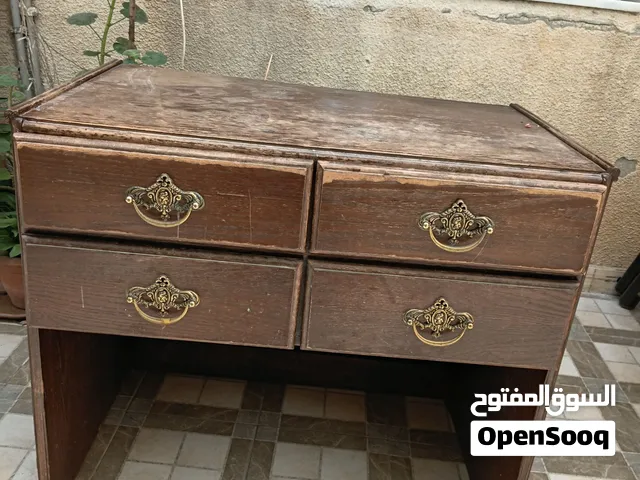 بيرو 4 جوارير خشب ممتاز غير تجاري
