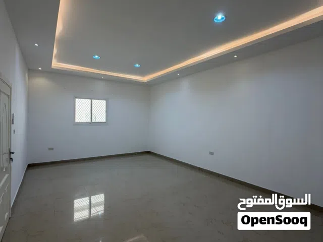للإيجار غرفه وصاله vip مدخل خاص في منطقة الظاهر قرب البراري مول