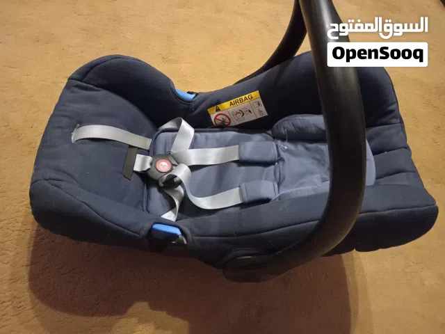 قعاد سيارة و للحوش