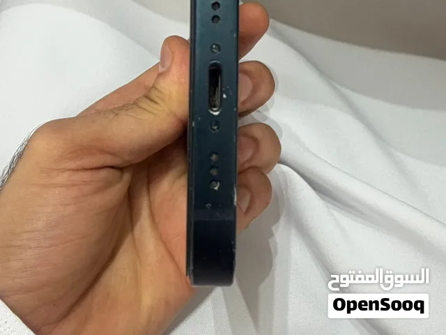 Apple iPhone 13 128 GB in Al Dakhiliya