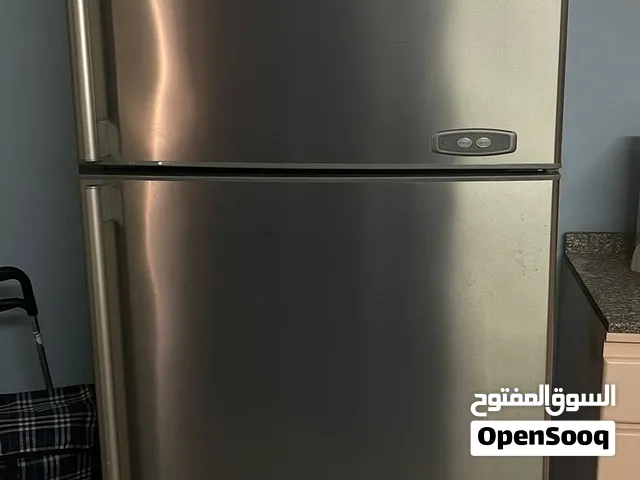 عفش شقه كامل،ثلاجه ياباني ،بوتجاز 5 شعله،غساله صحون ستانلي ستيل الماني،2 سرير خشب زان 160 بالمله،