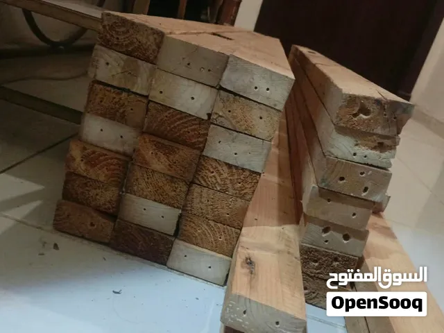 خشب مستعمل بحاله سليمه