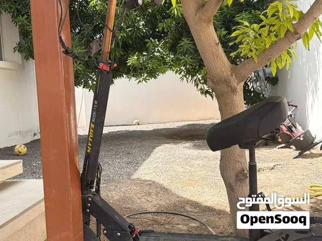 سكوتر مستعمل موديل 2026 بمحرك 1-250 سي سي بحالة جيدة