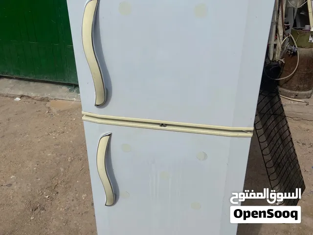 ثلاجة للبيع نوع الوادي حجم 9 قدم