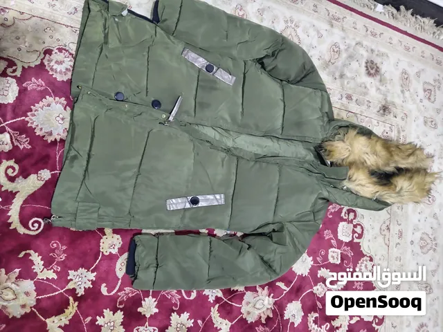 قماصل جديده ما ملبوسه الوحده على 15دينار