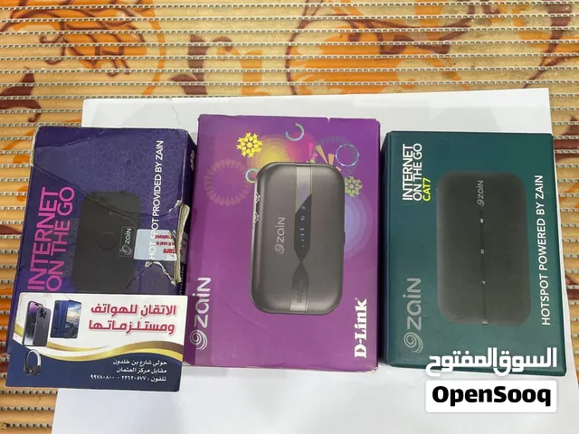 للبيع راوتر متحرك   نظيف  يشغل خط زين فقط  شبكه 4g معاه الكرتون  والشاحن