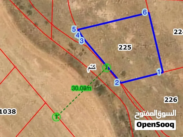 للبيع في وادي حسان مع امكانيه التقسيط