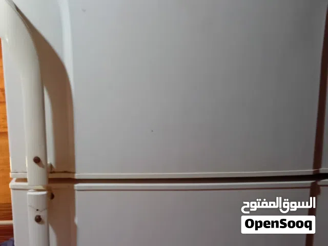 براد مستعمل نضيف