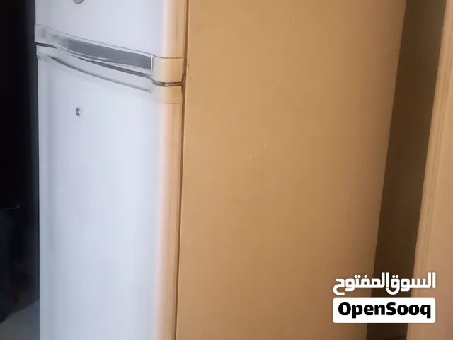 ثلاجه شارب 18 قدم 2 باب تبريد مزدوج