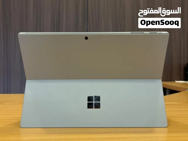 Microsoft Surface Pro 5 – Slim & Portable