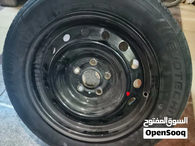 تخم تايرات هنه ورنغاتهن نضيفات حجم 16 مال نيسان التيما اندنوسيات ب240