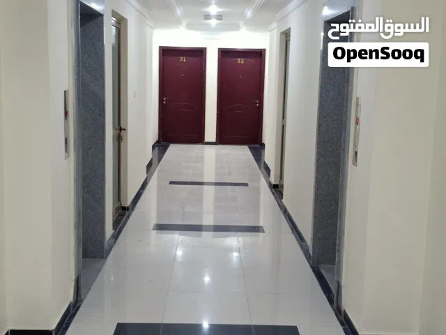 شقق للإيجار عائلات وافدين ودور أول تجارى بالمهبولة
