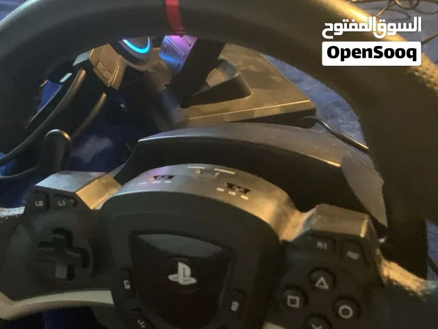 دركسون بحاله نظيفه جداً ومعاه كامل اغراضه وسماعه ويشتغل على سوني 4 و5 والبي سي