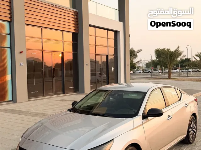 Used Nissan Altima in Muscat